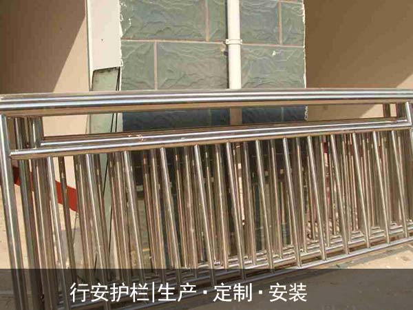 深圳不锈钢栏杆_锌钢栏杆厚度哪家可靠