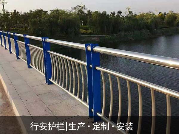防城港铁艺护栏_不锈钢栏杆扶手图片当地厂家